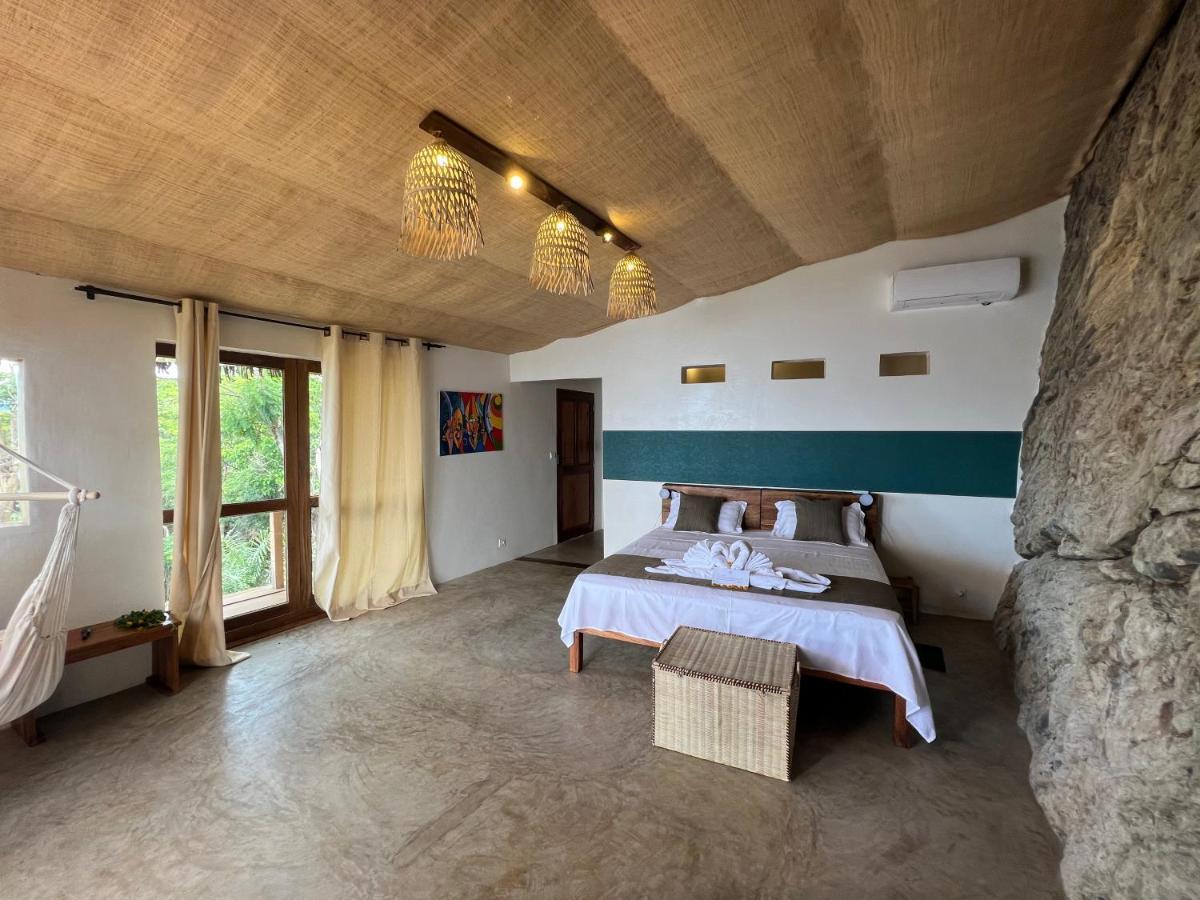 Canopee Lodge Nosy Komba Exterior photo
