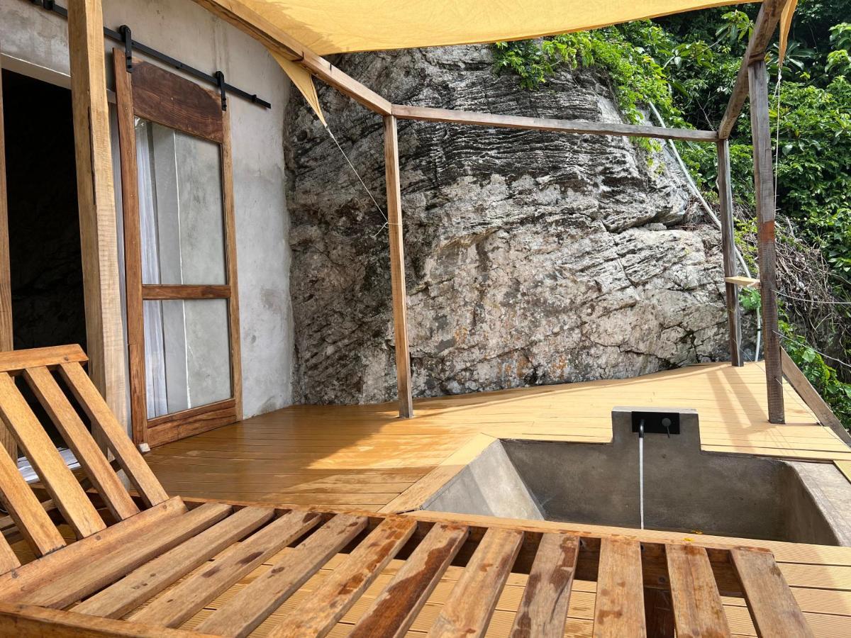 Canopee Lodge Nosy Komba Exterior photo